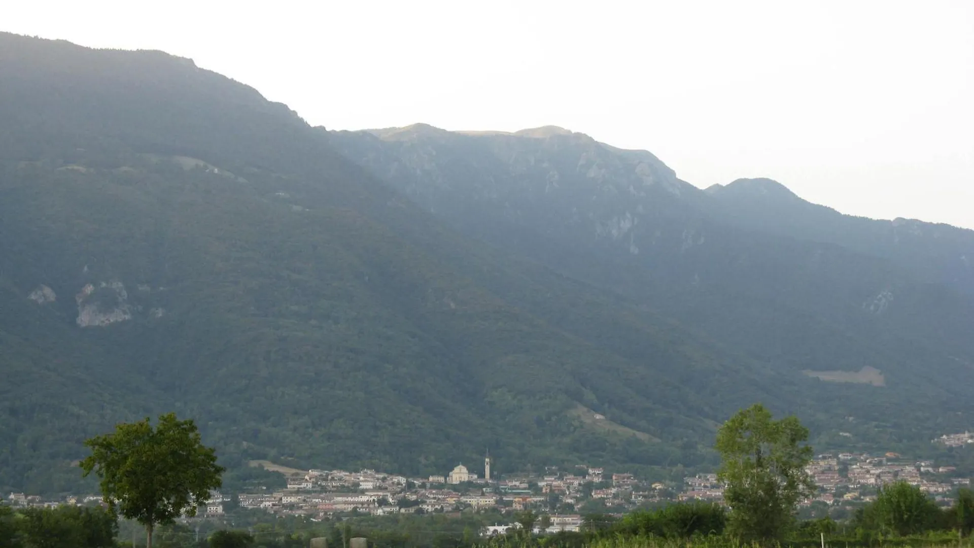 Country house Country Club Da Cesco Guest House Borso del Grappa